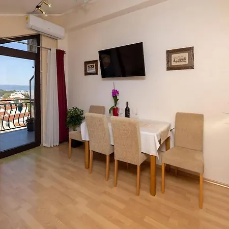 The Double View Apartment Makarska