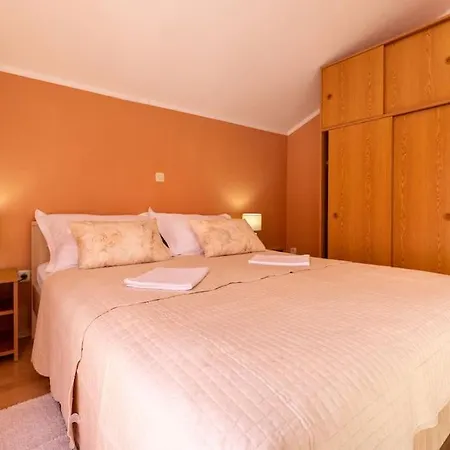 The Double View Apartment Makarska